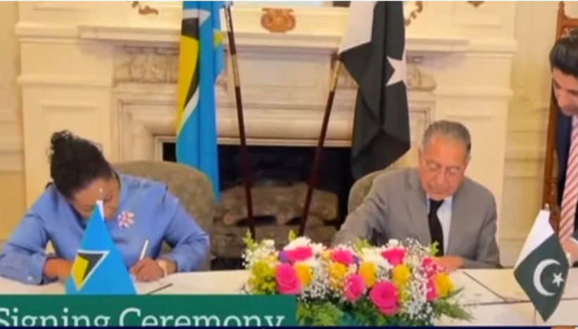 پاکستان با کشور سنت لوشیا روابط دیپلماتیک برقرار کرد.