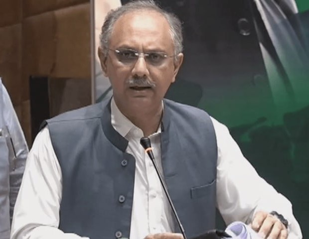 تحریک انصاف پاکستان : ارتش در سیاست دخالت نکند.
