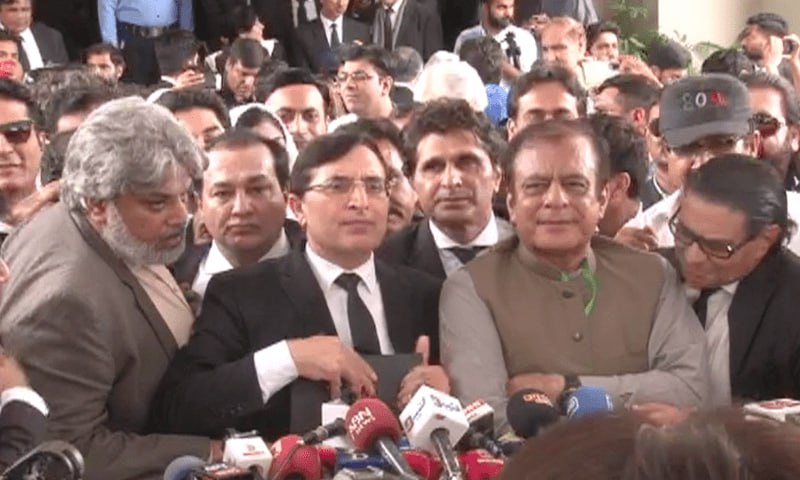 پیروزی بزرگ حزب تحریک انصاف