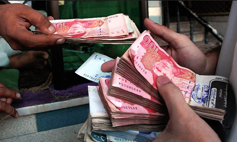 چالش بزرگ بدهی های پاکستان سدی در برابر پیشرفت این کشور
