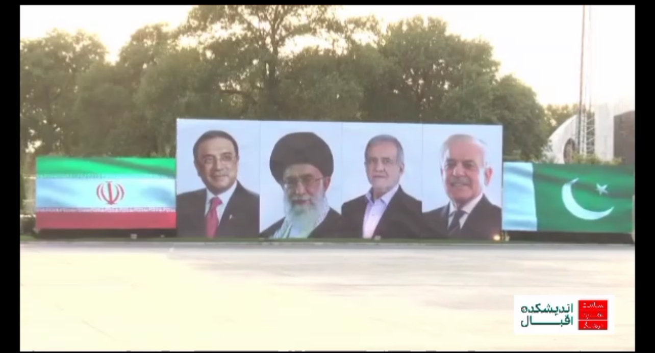 تصاویر استقبال از دکتر مسعود پزشکیان در فرودگاه نورخان توسط شهباز شریف نخست وزیر پاکستان با شلیک ۲۱ گلوله توپ