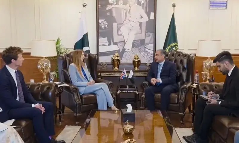 همکاری امنیتی پاکستان و بریتانیا برای مبارزه با تروریسم و قاچاق انسان