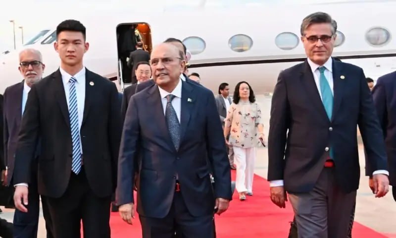 آغاز سفر ۱۰ روزه رئیس‌جمهور زرداری به چین برای تقویت روابط