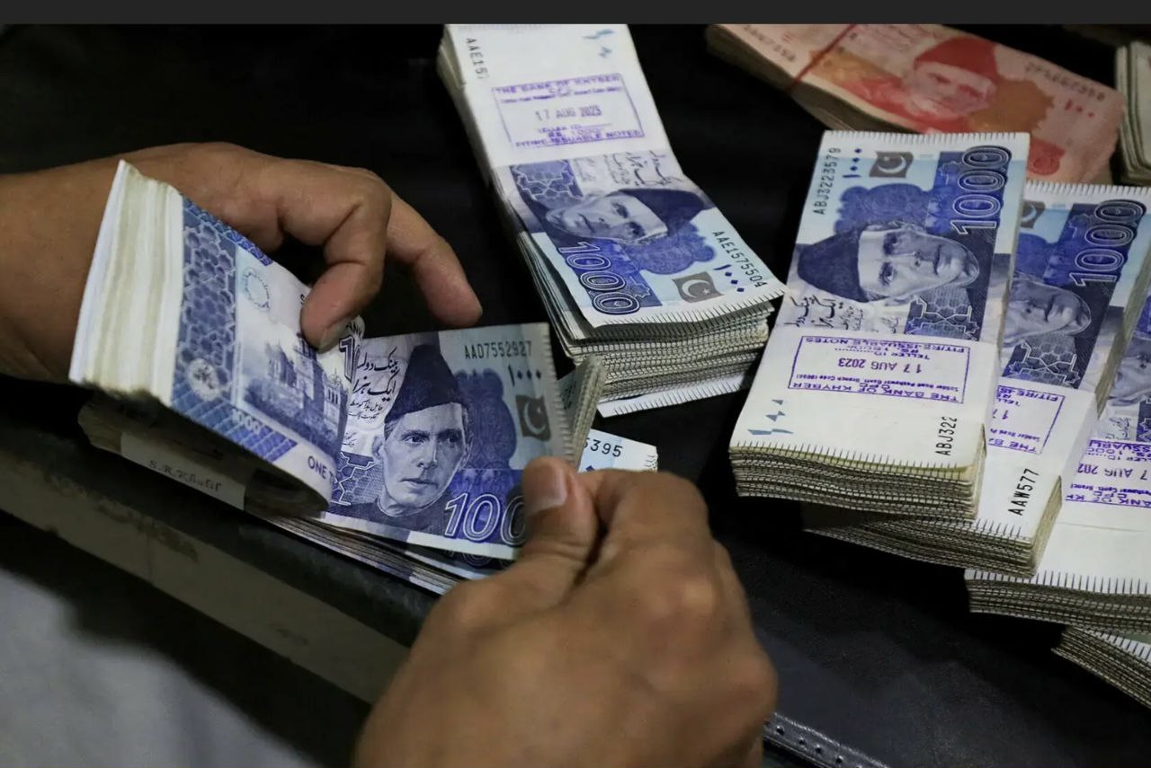 تراز حساب جاری پاکستان در ژانویه مثبت شد؛ بازگشت به مازاد ۱۲۱ میلیون دلاری