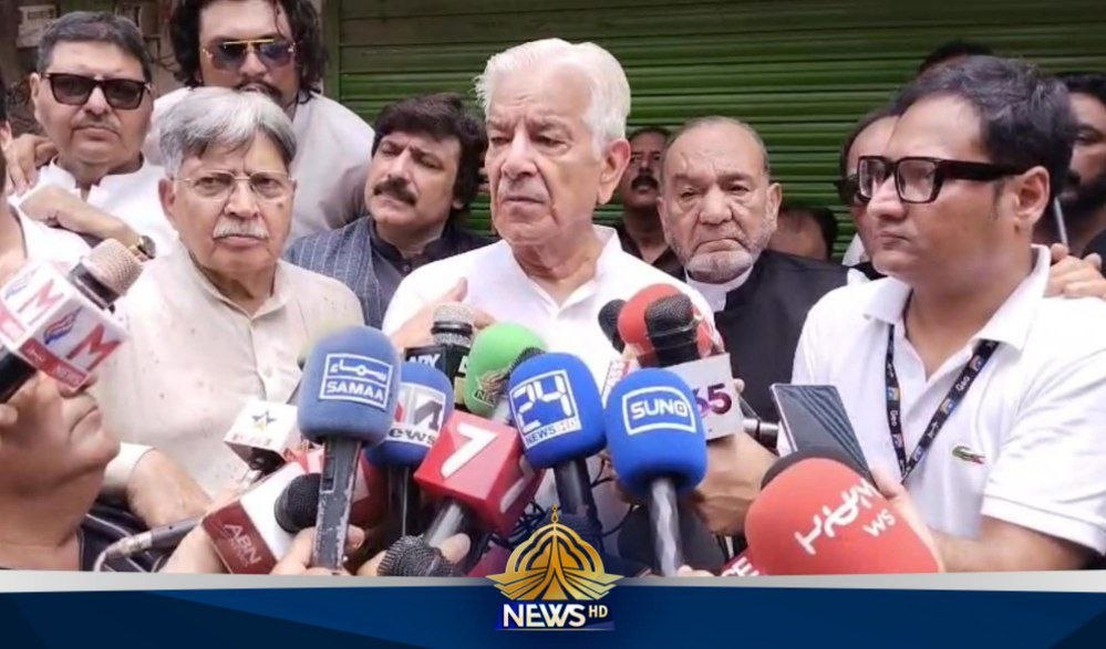 وزیر دفاع پاکستان: ایرانی‌ ها در جنگ با آمریکا و اسراییل یک بار دیگر عاشورا را زنده کردند