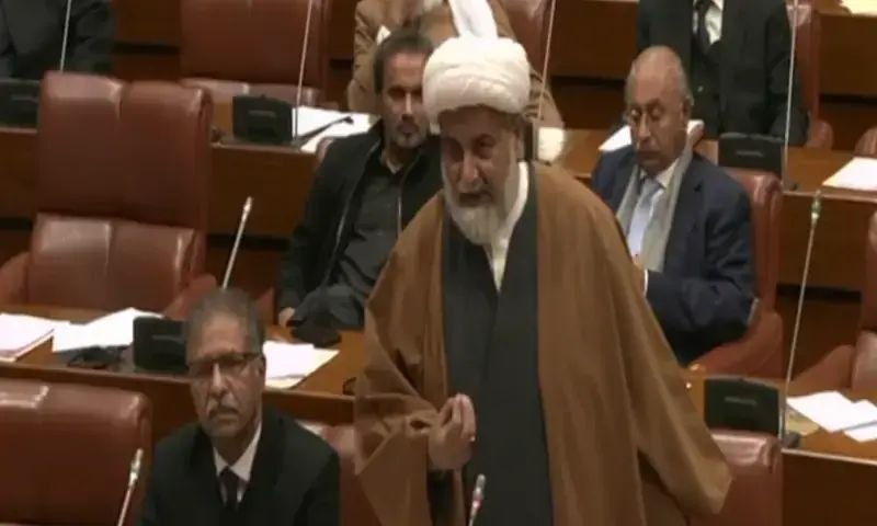 شکایت رئیس اپوزیسیون در مجلس سنای پاکستان به رفتار توهین‌آمیز پلیس اسلام‌آباد