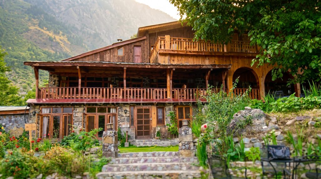 تحول در مدل کسب‌وکار هتل‌داری کشورهای در حال توسعه؛ تحلیل موردی « برند رومی»  در پاکستان