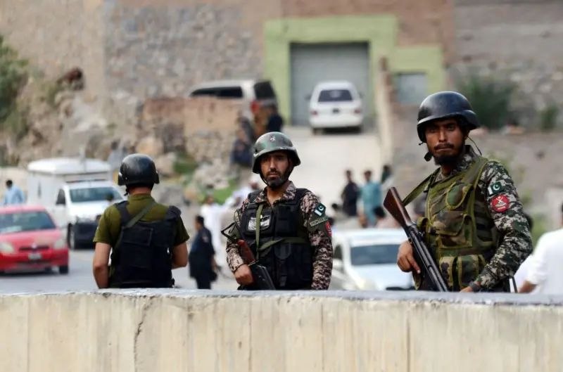 حمله تروریستی در شمال غرب پاکستان؛ ۲۷ کشته در درگیری سنگین