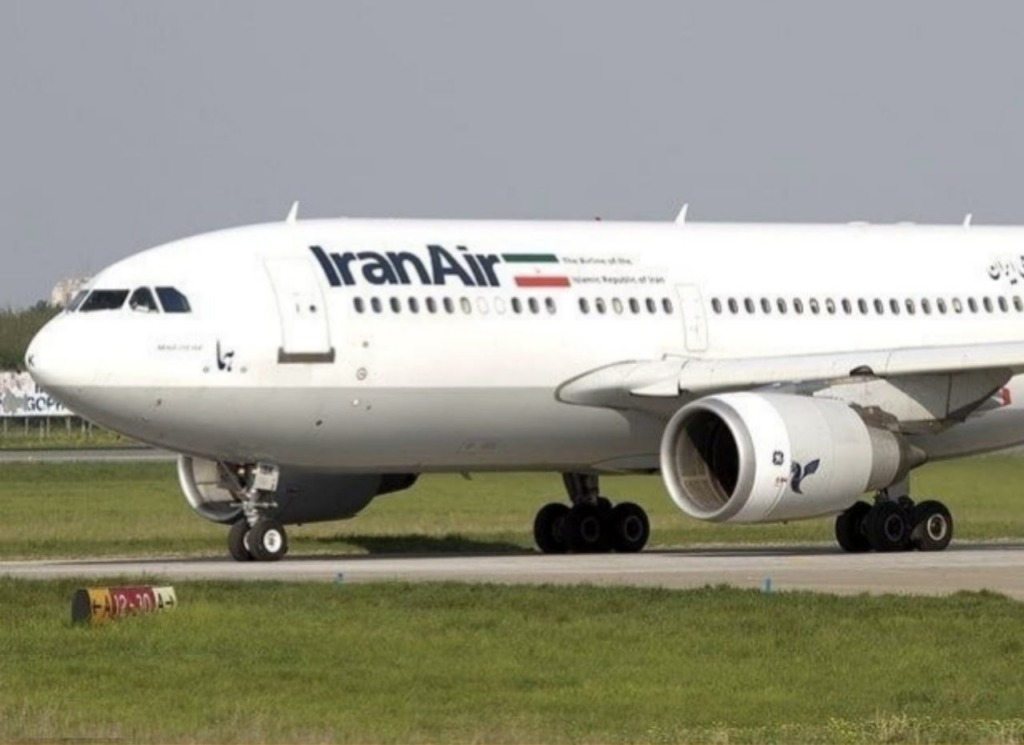برطانیہ میں ایرانی طیاروں کی لینڈنگ پر پابندی عائد