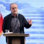 پزشکیان: لوگوں کے خلاف فائلیں/کیسز (پرونده‌سازی) بنانے اور انہیں معاشرے سے الگ کرنے کے بجائے، ہمیں ان کا سہارا بننا چاہیے